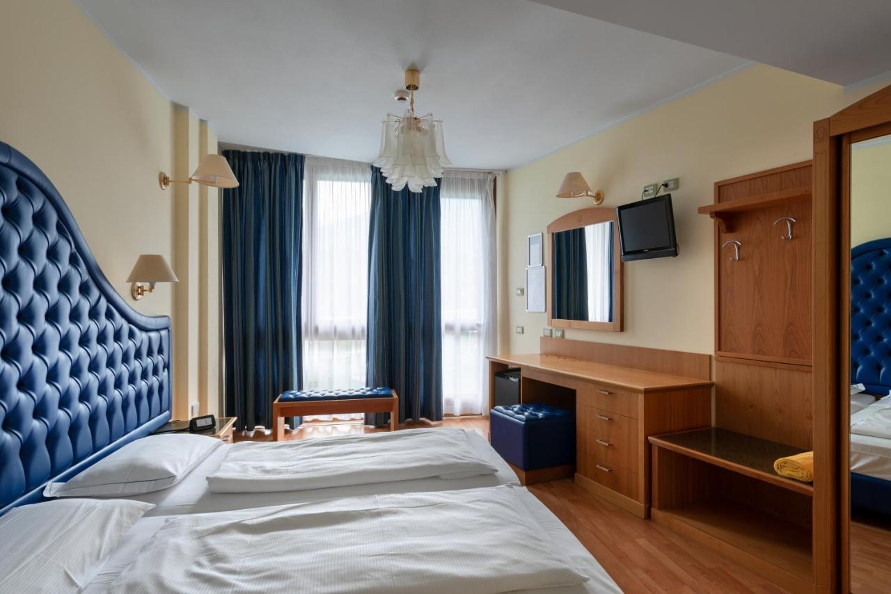Hotel Alexander Limone sul Garda Luaran gambar