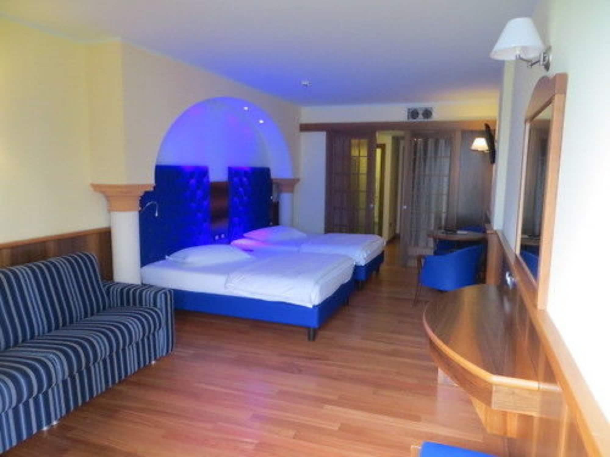 Hotel Alexander Limone sul Garda Luaran gambar