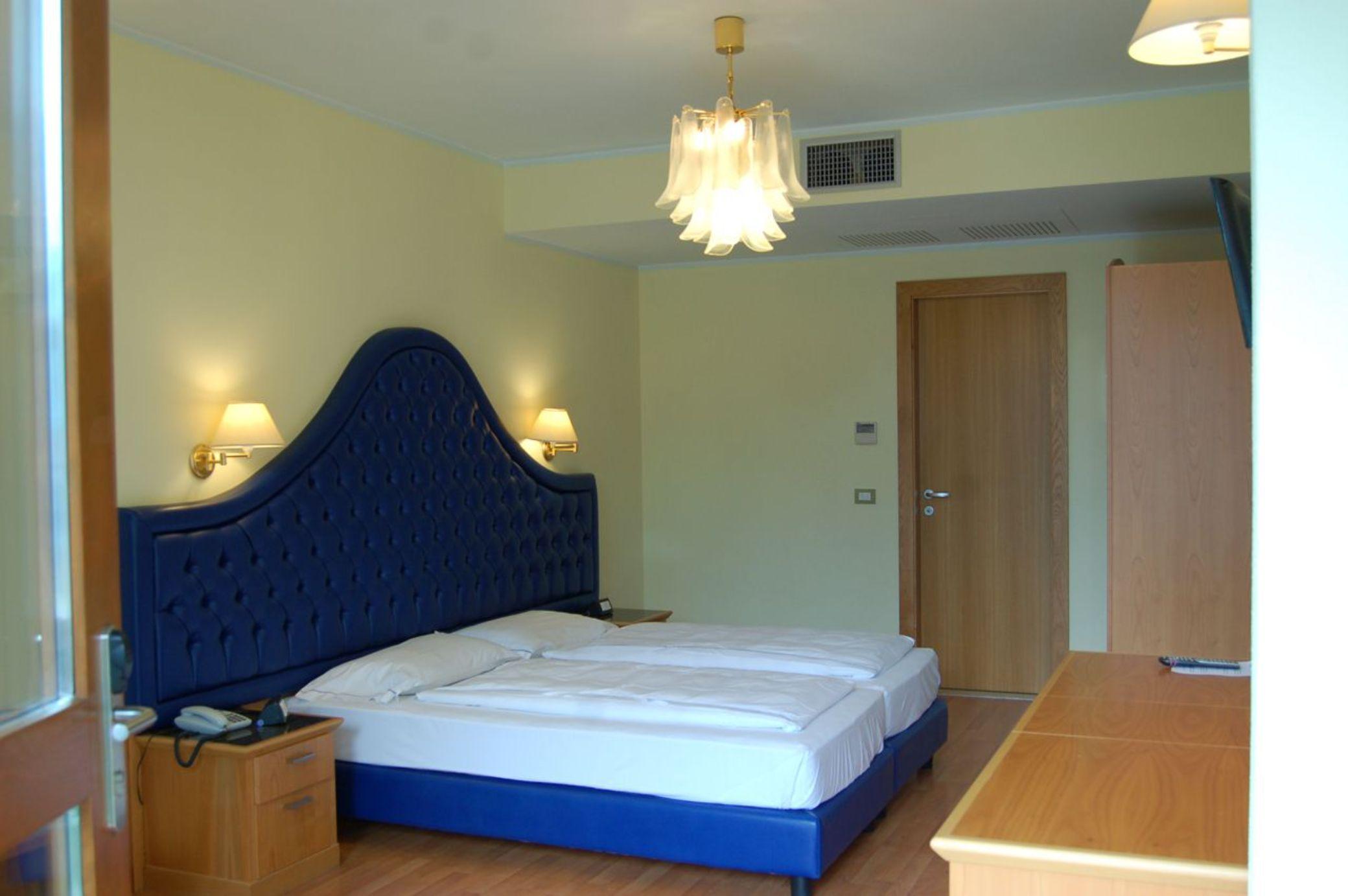 Hotel Alexander Limone sul Garda Luaran gambar