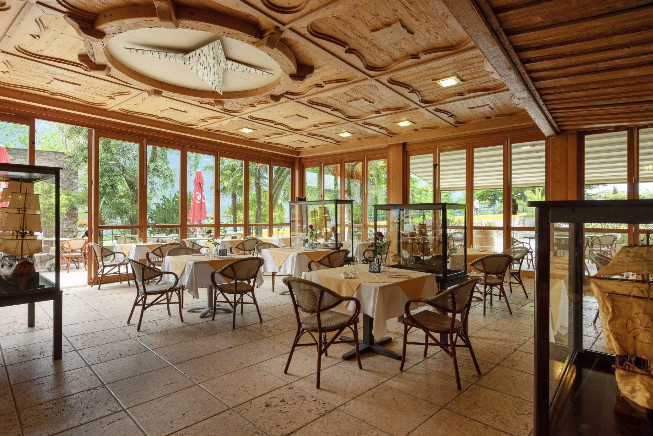 Hotel Alexander Limone sul Garda Luaran gambar