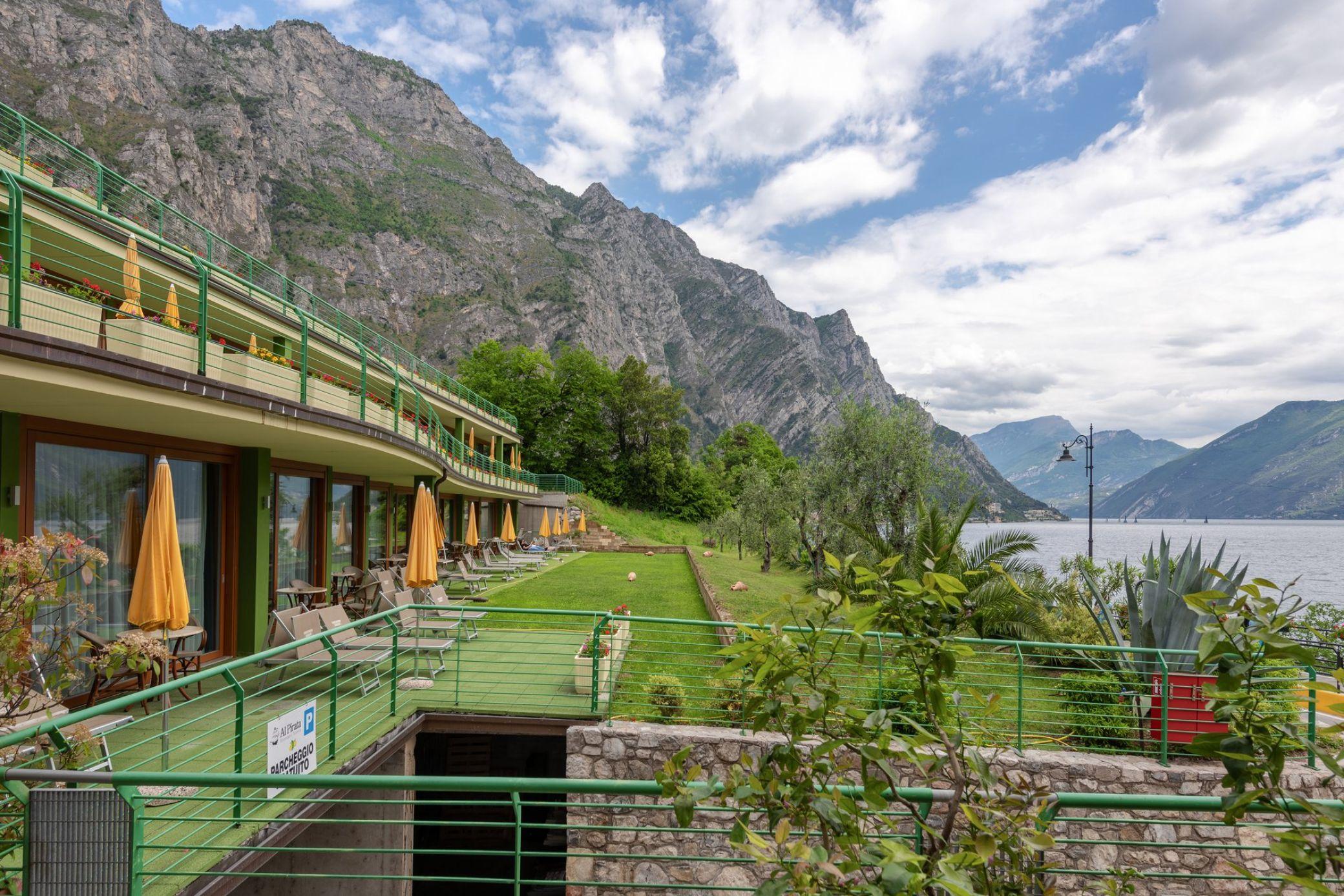 Hotel Alexander Limone sul Garda Luaran gambar
