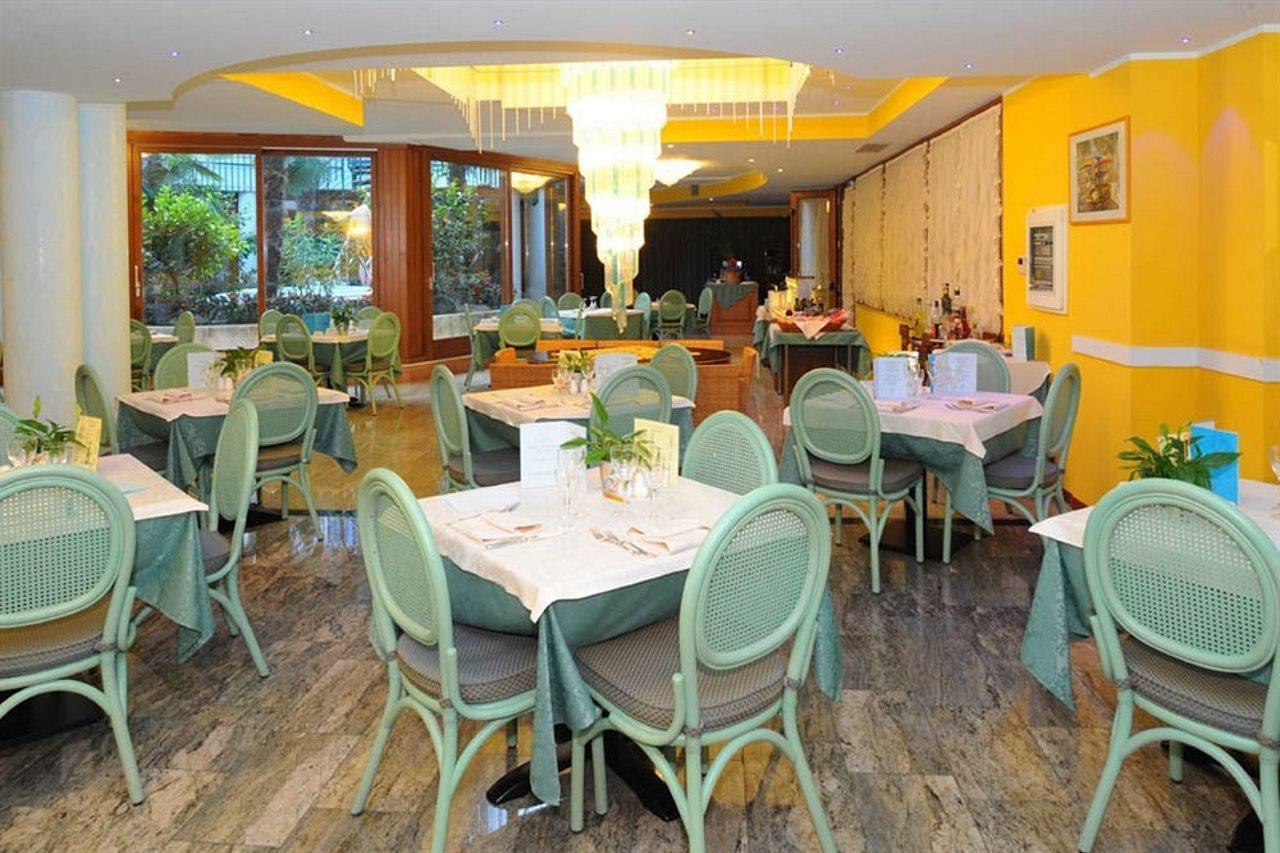 Hotel Alexander Limone sul Garda Luaran gambar