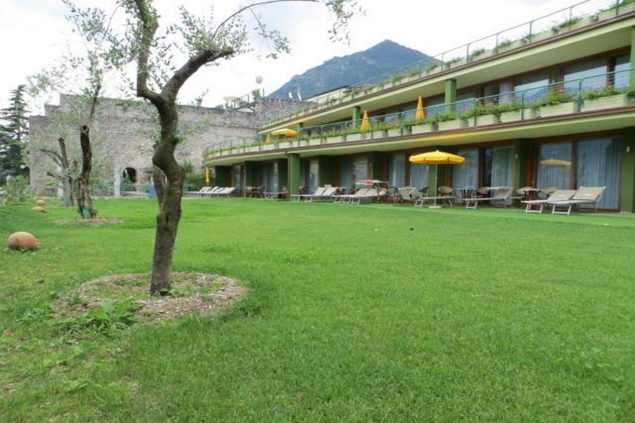 Hotel Alexander Limone sul Garda Luaran gambar