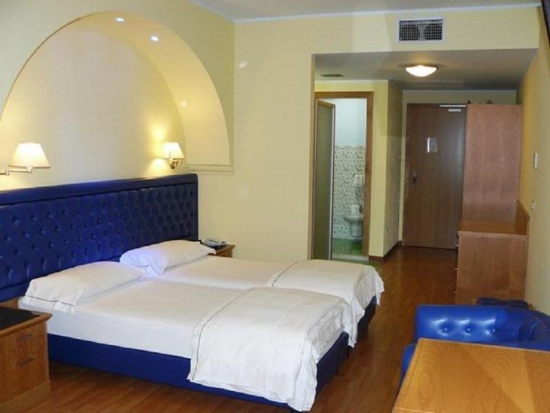 Hotel Alexander Limone sul Garda Luaran gambar